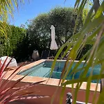 Provençale 4 étoiles - Piscine&jardin Zen
