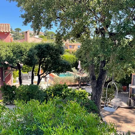 Provencale 4 Etoiles - Piscine & Jardin Zen アパート