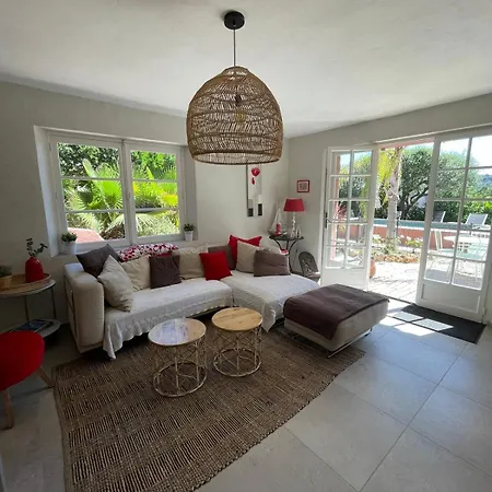 Provencale 4 Etoiles - Piscine & Jardin Zen Daire *